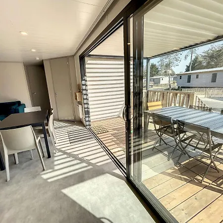 Chalet Jullouville, 3 Pieces, 4 Personnes - Fr-1-361-503 * Jullouville