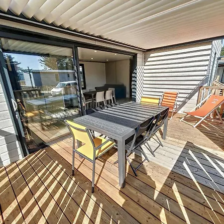 Chalet Jullouville, 3 Pieces, 4 Personnes - Fr-1-361-503 Chalet